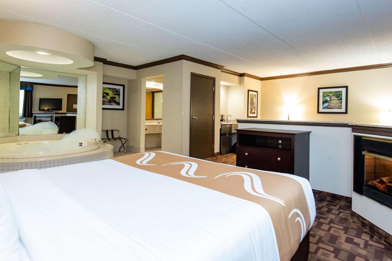 Quality Inn & Suites Quakertown-Allentown Εξωτερικό φωτογραφία