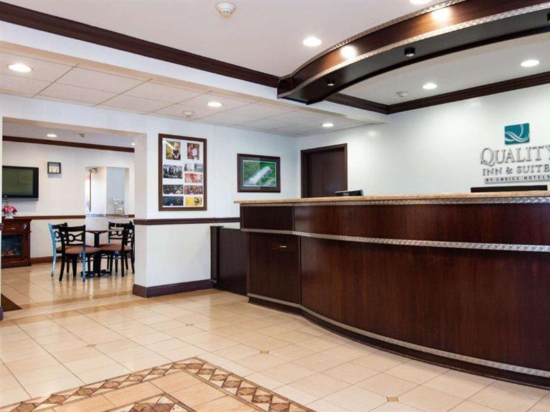 Quality Inn & Suites Quakertown-Allentown Εξωτερικό φωτογραφία