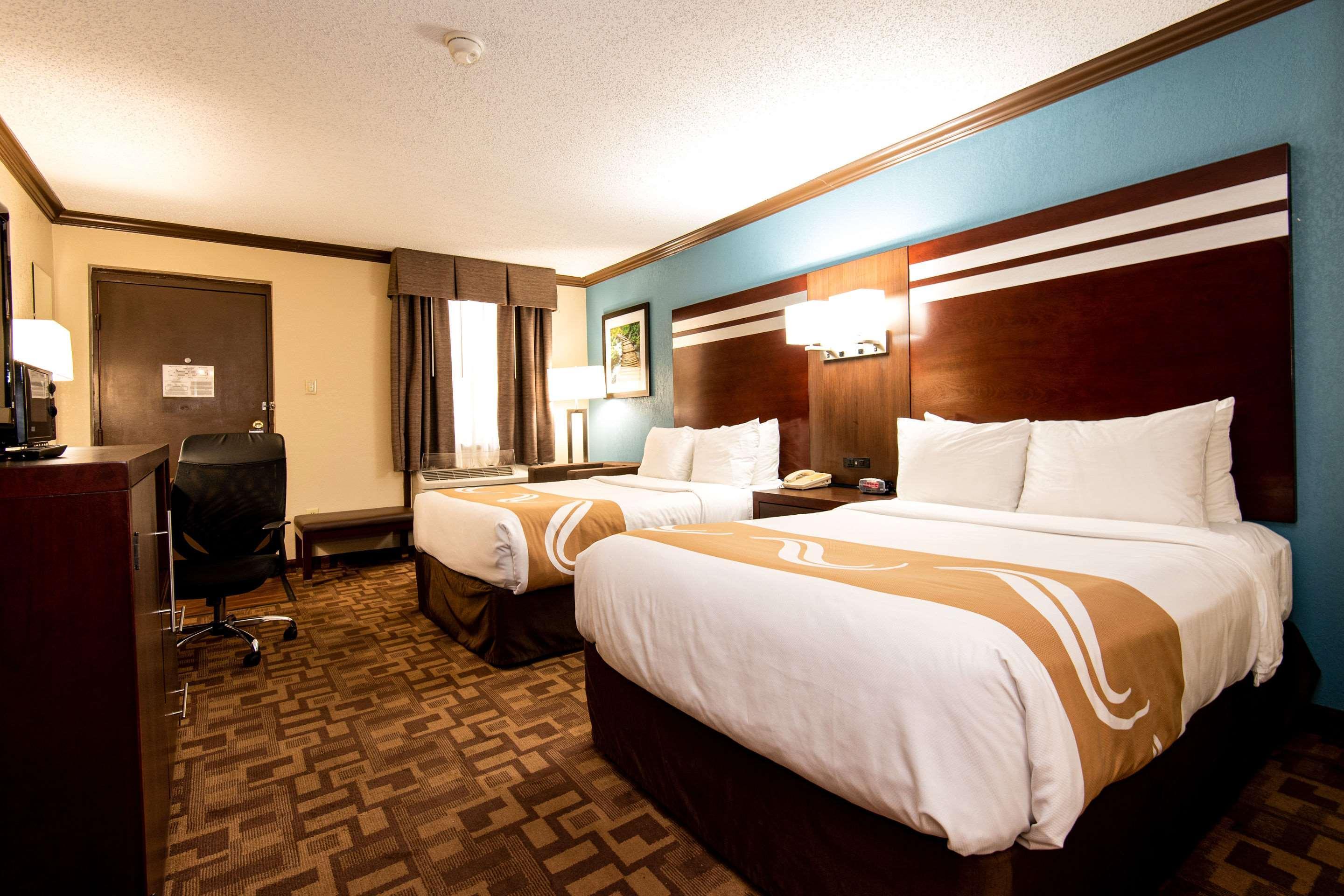 Quality Inn & Suites Quakertown-Allentown Εξωτερικό φωτογραφία