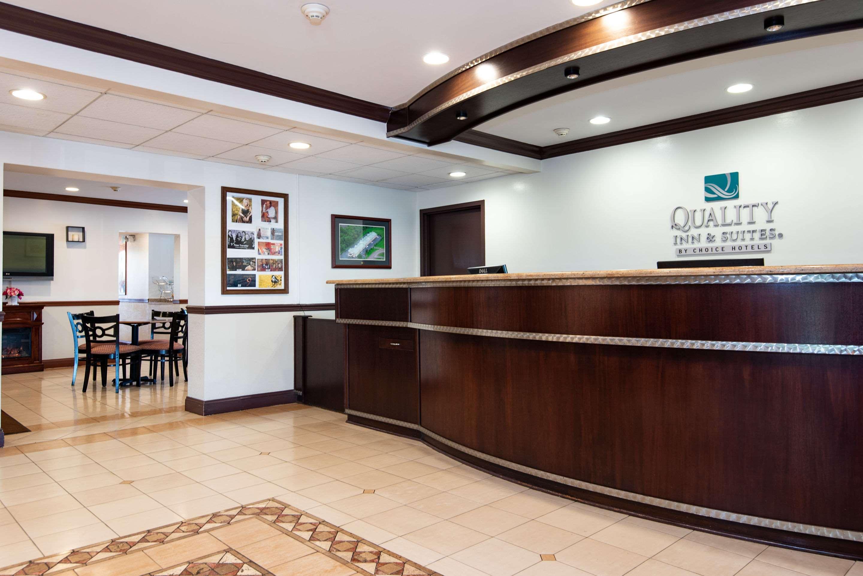 Quality Inn & Suites Quakertown-Allentown Εξωτερικό φωτογραφία