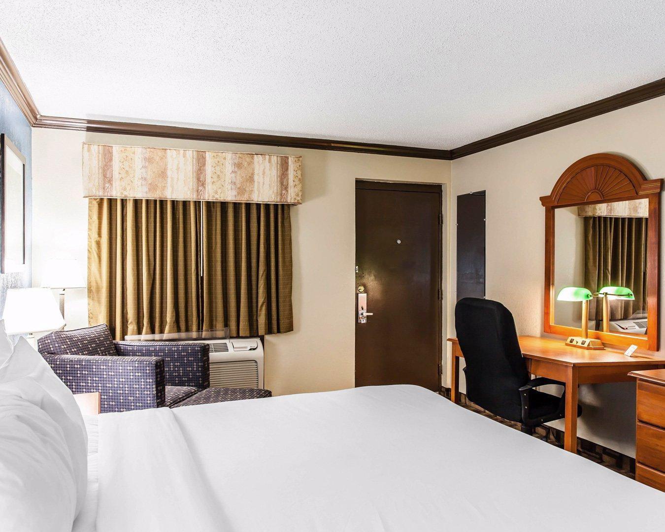 Quality Inn & Suites Quakertown-Allentown Εξωτερικό φωτογραφία