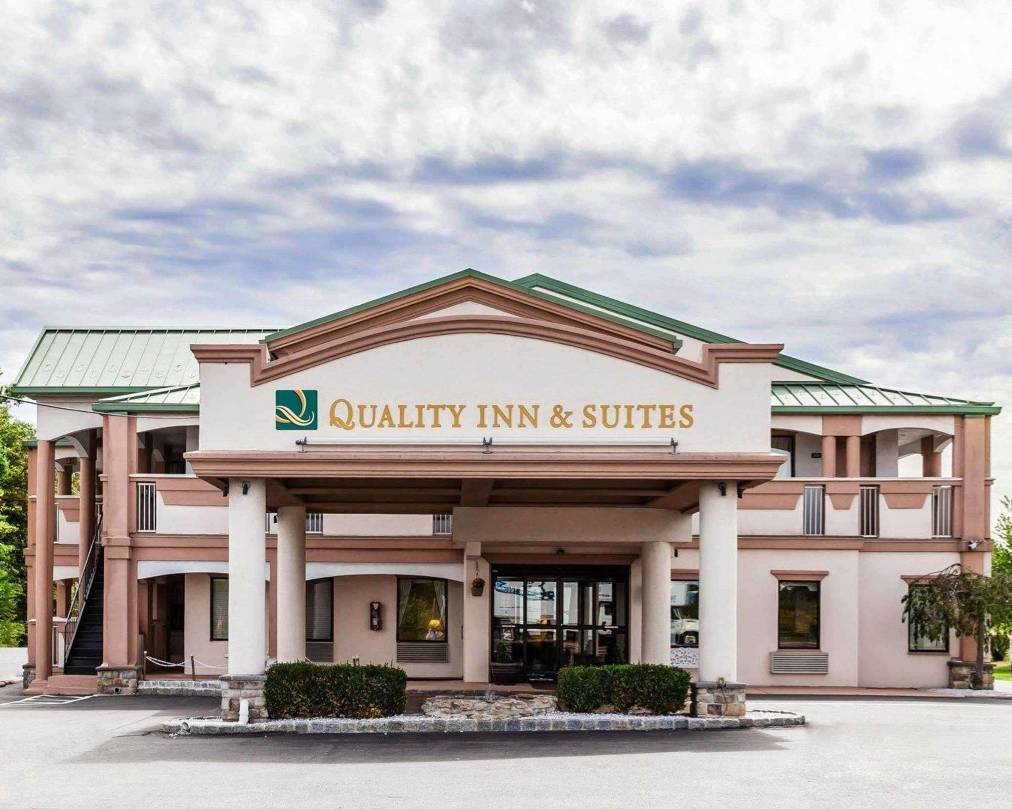 Quality Inn & Suites Quakertown-Allentown Εξωτερικό φωτογραφία