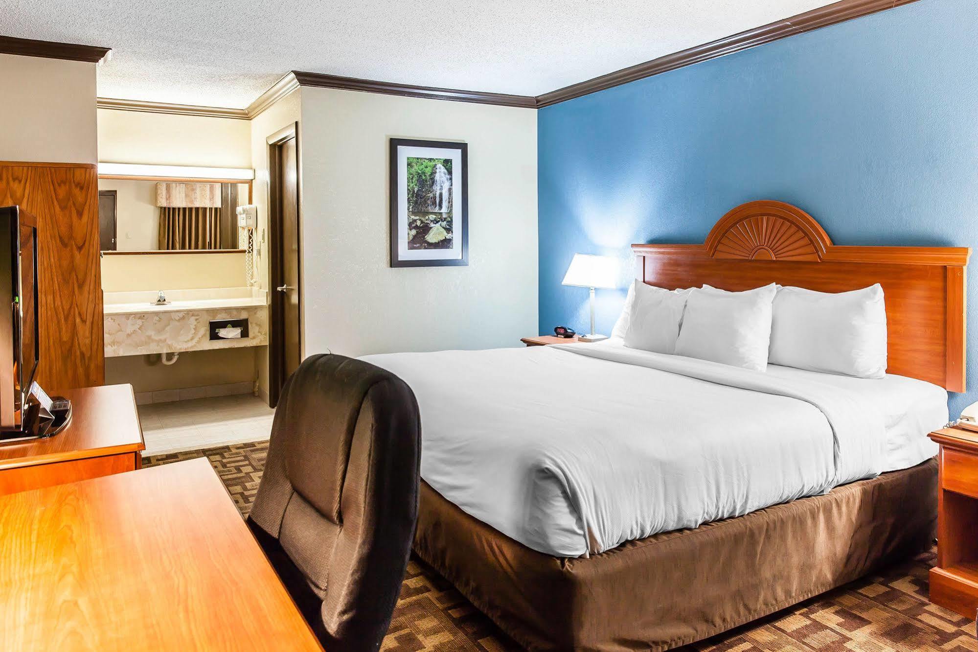 Quality Inn & Suites Quakertown-Allentown Εξωτερικό φωτογραφία